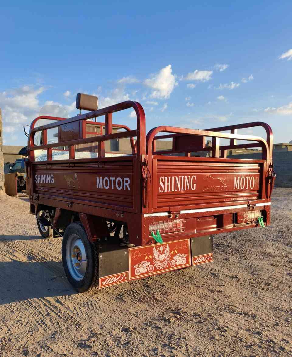 السلام عليكم ستوته للبيع موديل 23 نازله بل 25 مرقمه وسنويه لوحات نكليزي السعر 3450 الشراي يتصل *********** أو ***********
