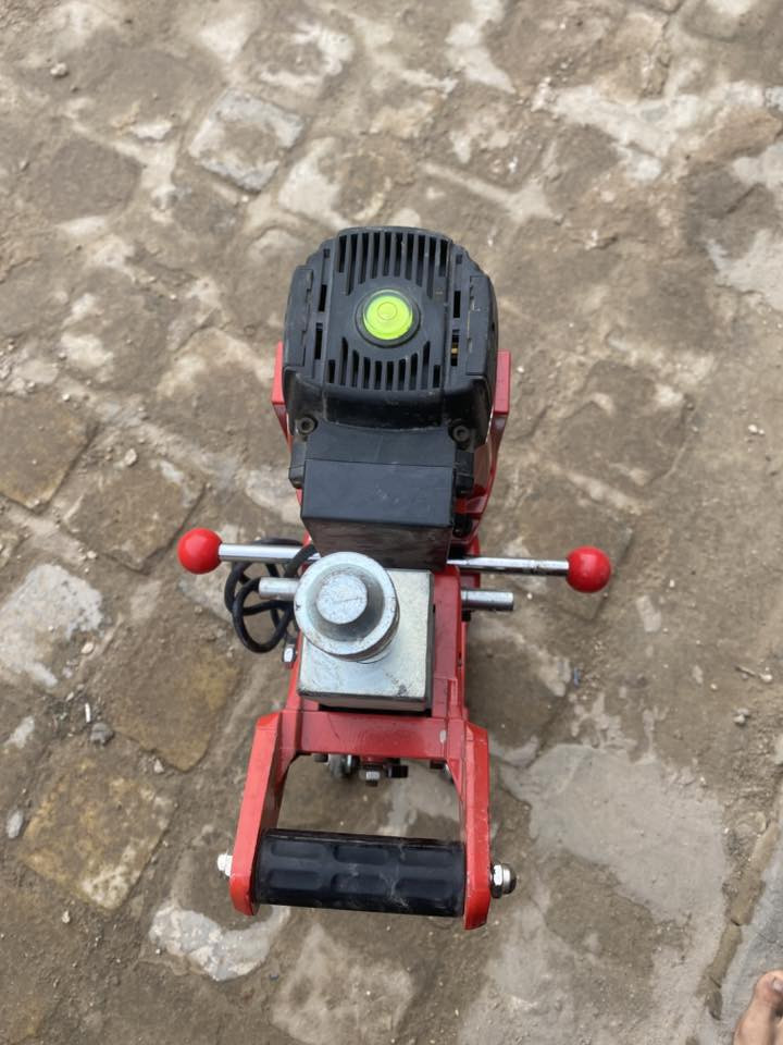 اسلام عليكم عندي كور البيع اخو الجديد نضيف كلش مكاني بابل المدحتيه
رقمي ***********
