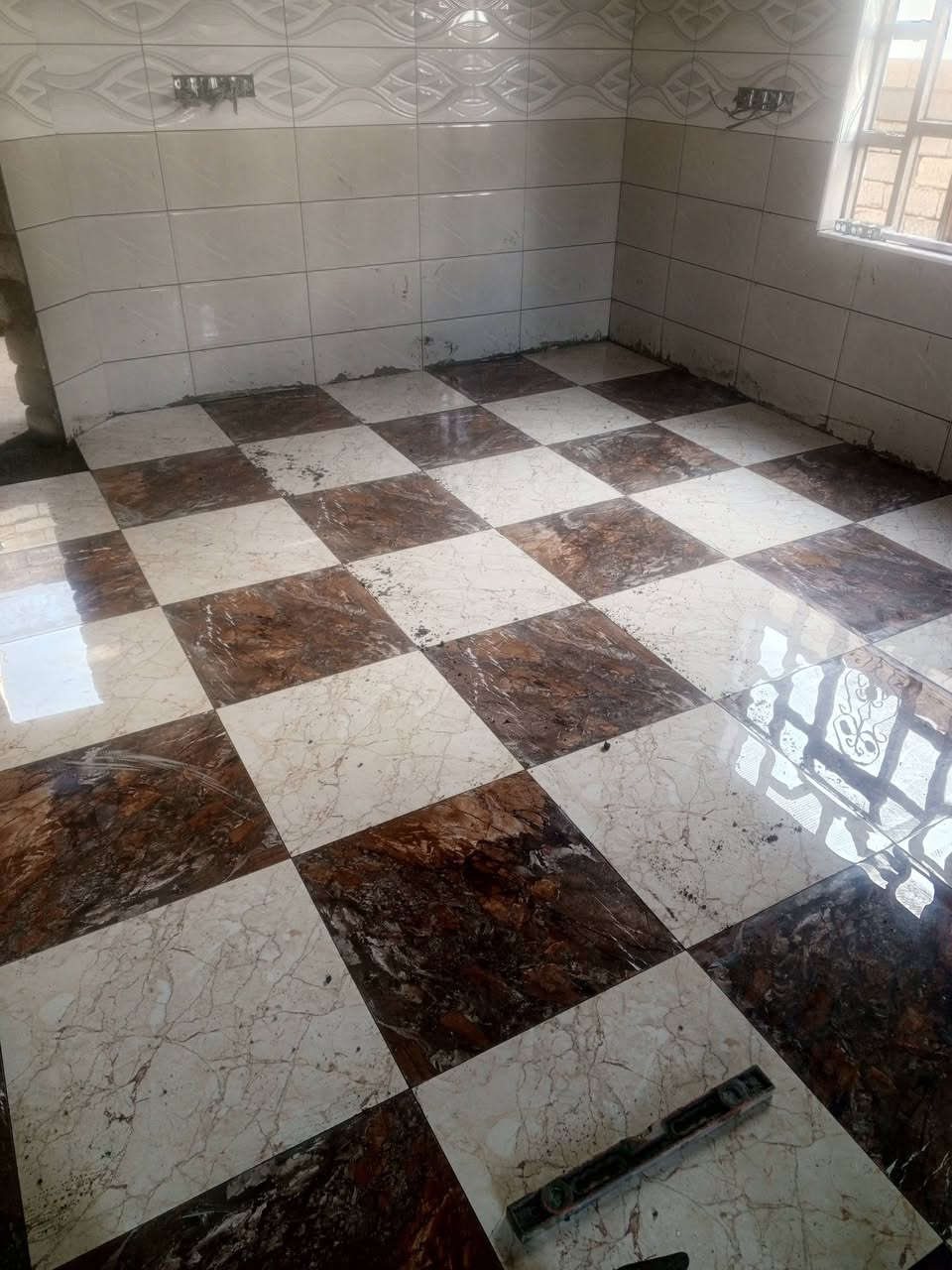 كادر شغل سيراميك  وبورسلين وكاشي في بيجي ونواحيها متفرقين
حالين شرط الشقل ع ليزر خابر ودلل***********
