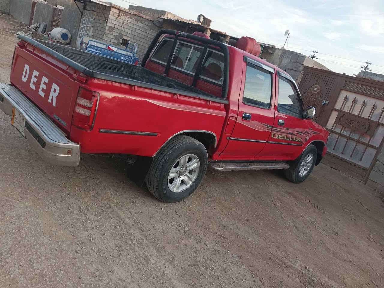 سلام عليكم دير البيع مديل ٢٠١١مكفوله من ضربة وتبديل محرك كير كسن شاصي حديديه تخم  تيرات كهربائيات كل شقاله رقم سياره المثنى مشروع وطني مكان ديوانيه السعر ٥٥وبيه مجال رقم ***********
