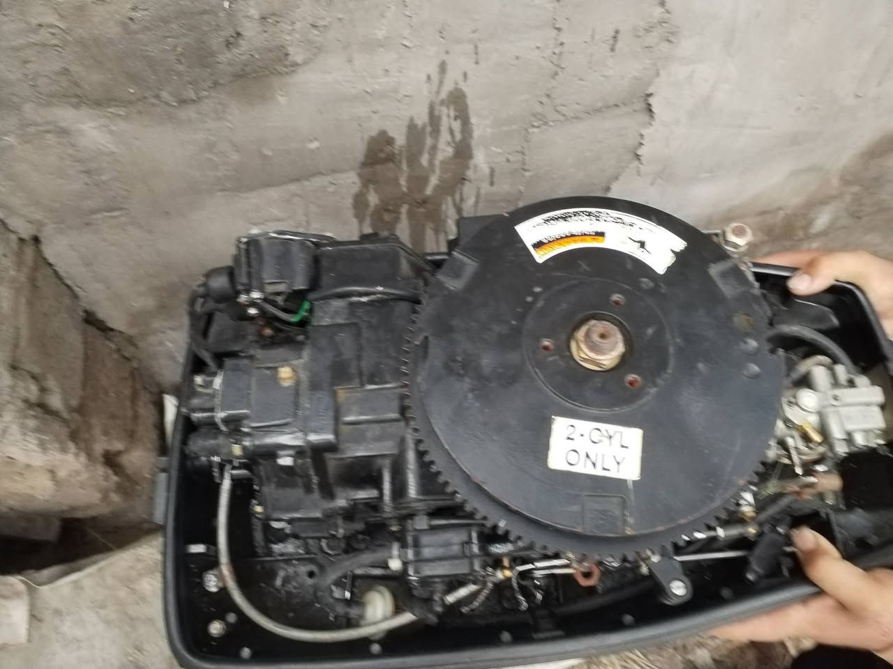 سلام عليكم مكينه فورس ماركري حديث40 مامفتوحه لا كير ولا محرك العنوان البصره والشراي يتصل على الرقم ***********
او واتساب
