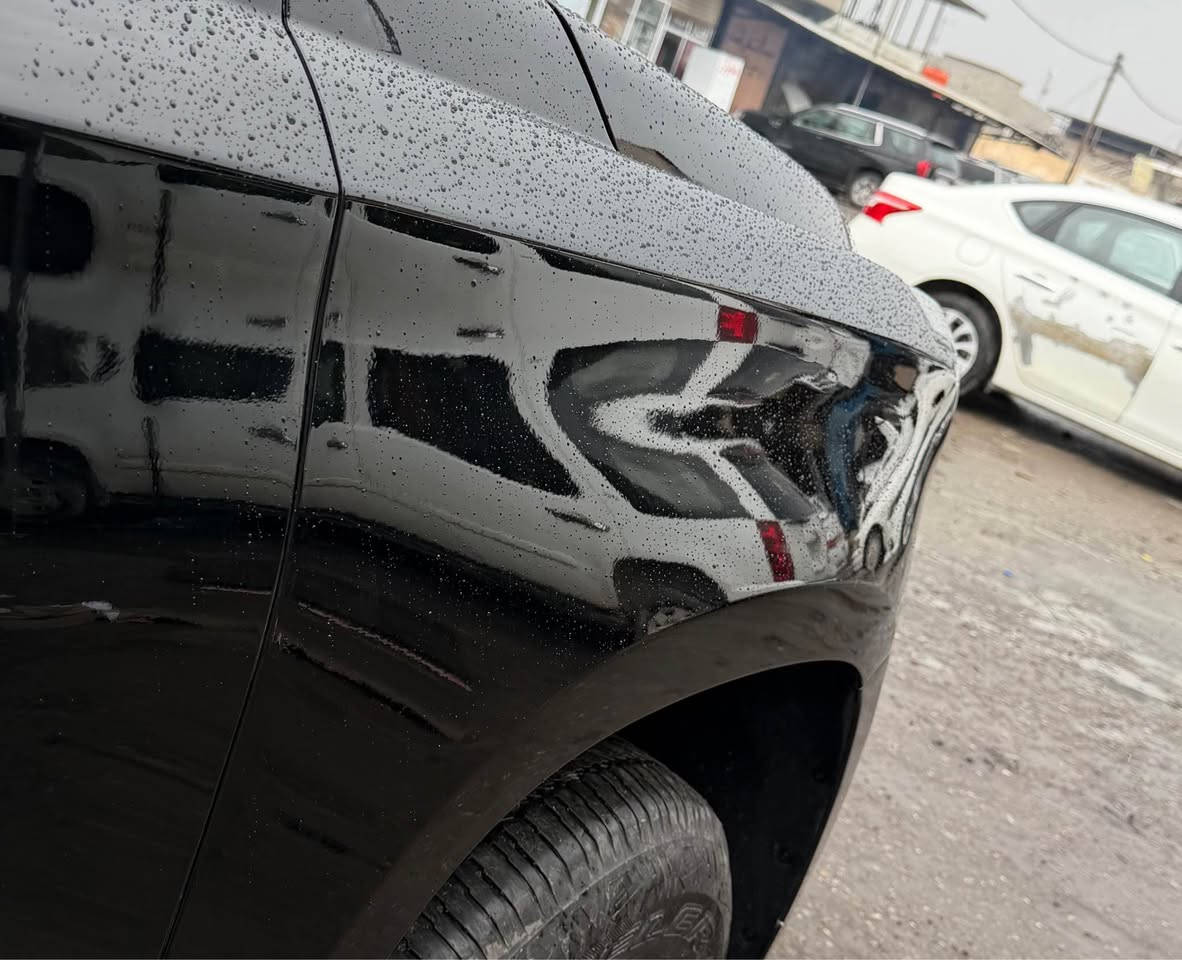 يوكن خليجي GMC 2020  رقم بصرة باسمي 
سيارة كفالة عامه عدا الجاملغ 
الايمن الامامي مرشوش ربع منه اثر دحجه 
نظافه95‎%‎ 
السعر 390  قابل لتفاوض
العنوان البصرة 
للاستفسار *********** البصرة, العراق
