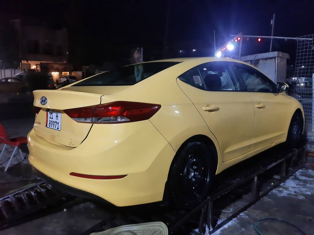 السلام عليكم 
الانترا للبيع  او مراووس
موديل 18 وارد امريكي حادث جهة السايق كرت 
بدون دواخل بدون تبديل بدون ايرباك 
بأسمي مصفره هيئه وغرامات 
مكينه دوش 2000
كير اي تي 
تبريد ثلج 
تخم تاير جديد 
حداديه جديد 
السعر 110 وبيها مجال 
العنوان بغداد م الصدر 
***********
