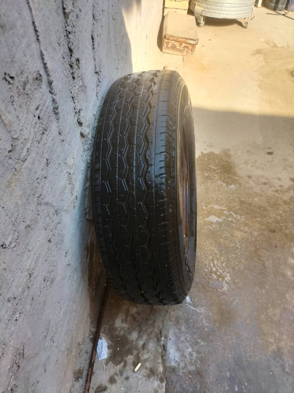 سلام عليكم تاير ويل مال بنكو تاير جديد شوفت عينك سعره 30الف مكاني الحسينيه الراجديه ***********
