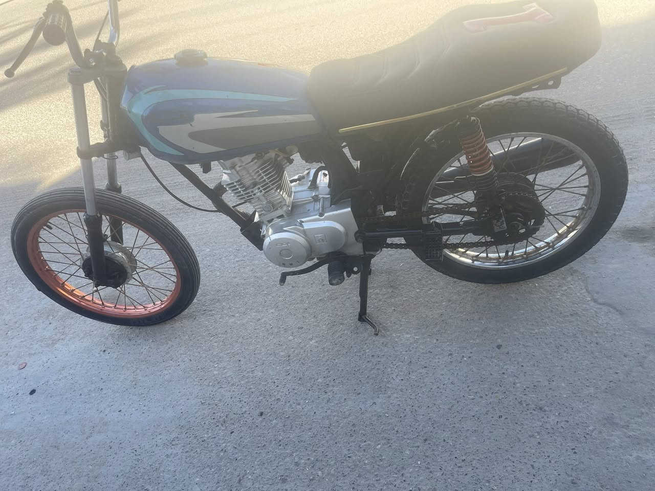 ‏العنوان بصره أوراق موديل 12 وخمس 500 بيها مجال***********
