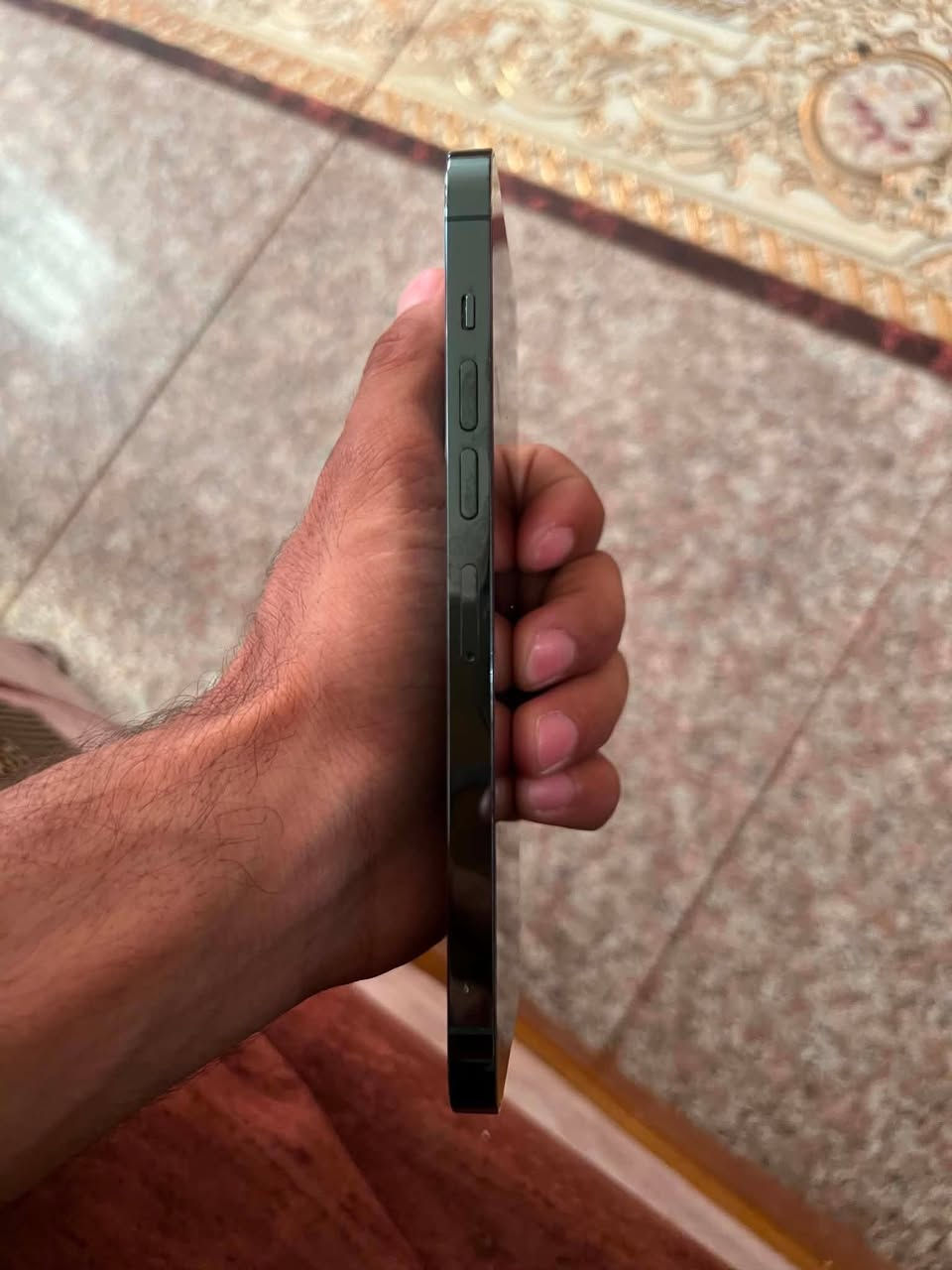13 برو ماكس 
ذاكره ٢٥٦ 
بطاريه ٩٢ بلاديه 
جهاز وتر
سعر ٧٥٠ نهايته ٧٠٠ لا  تعاملني وله اعاملك
الرقم ***********

