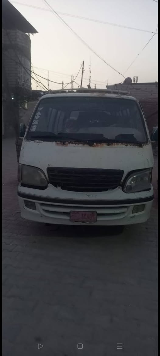 سياره كيه فتون السياره كايمه  وبيه مكينه ونجي محور كير او تمتيك السنويه منتهى ابيع كوم حديد  المكان بصره تنومه السعر 5ورقات الشراي يجي خاص ***********
