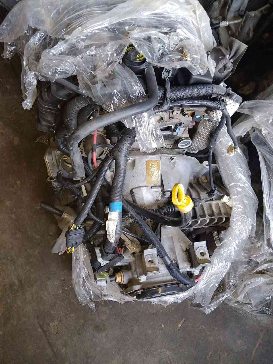 .سلام عليك  وصول مكاين وكيرات وحداديه c200
***********
***********
