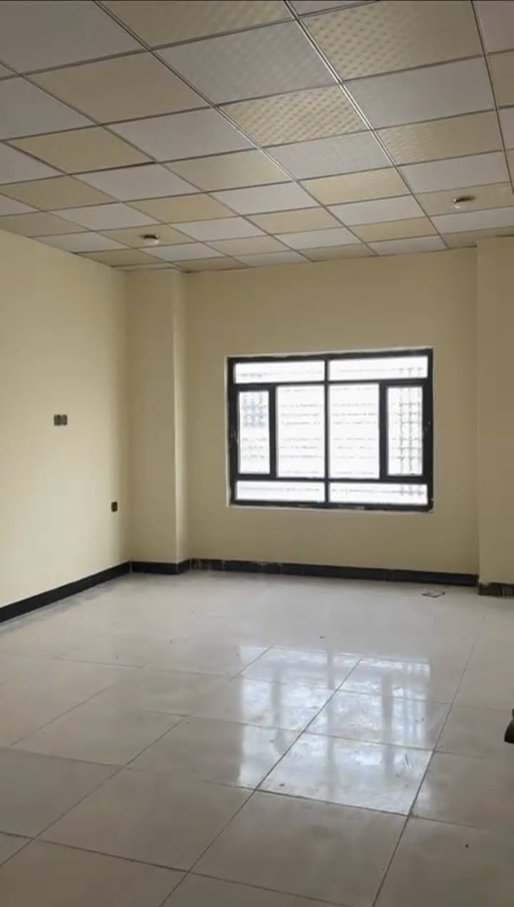 للايجــار طابق اول مهيجران قرب داخل
3غرف منام وصاله مطبخ صحيات جديد
اجار500 📞 *********** 📞
