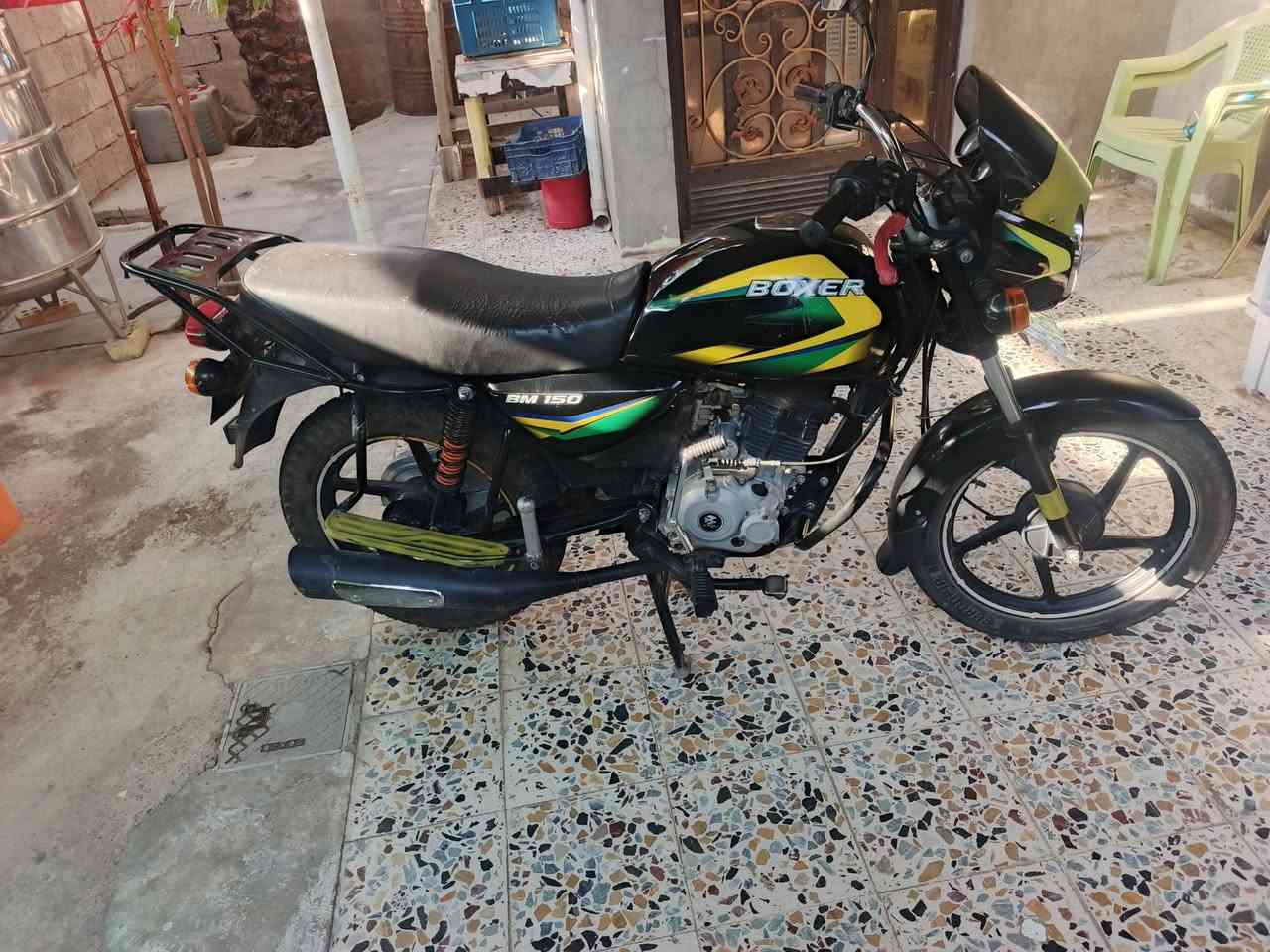 موديل ٢٠ مكينه بلاد ما مفتوحة رقم بغداد بسمي كهربائية شغاله تايرات جدد جوبلس السعر ١٥٠٠ وهذا رقمي ***********
