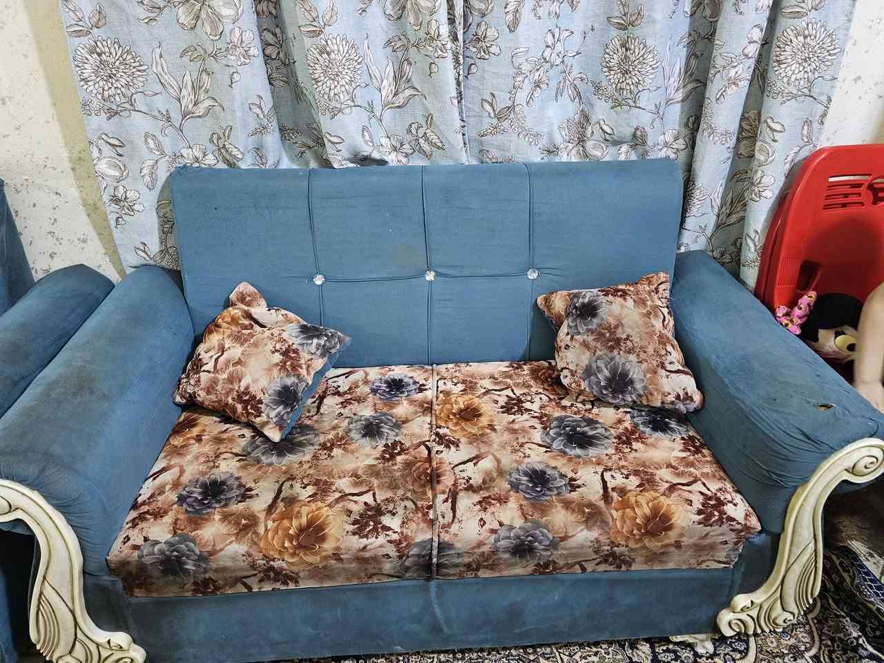 للبيع التخم ب50الف وجرابي الاثنين ب60الف المكان كراده داخل غساله ب100بس حوضها واكع جديده كلها


**إذا كنت صاحب هذا الإعلان وتريد حذفه لأي سبب، رجاءا أرسل رسالة إلى الدعم الفني**