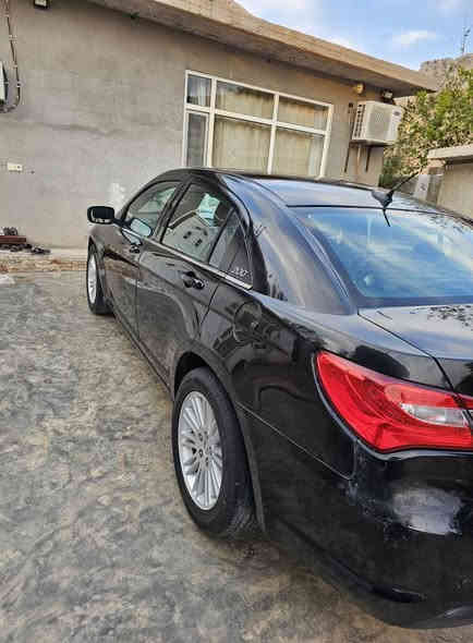 سلام عليكم لبيع  او مراوس سي 200موديل 12محرك 4سلندر حجم المحرك 2400 بيهه 3قطع صبغ بدون دواخل محرك كير بشرط تبريد تخم تيرات جديد  حداديه جديد امامي خلفي مكان السياره سليمانيه قضاء ده ربنديخان السعر ٨٠ وبيهه مجال ***********
