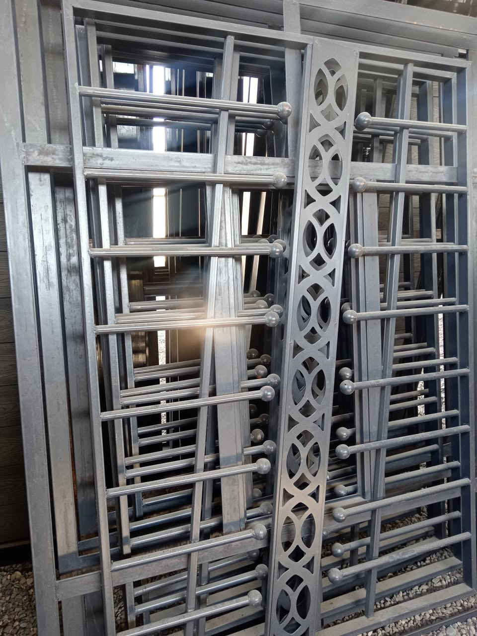 بسم لله الرحمن الرحيم (للعلم أني شخصين أجي اي باب تطلبون و مايعجبك لا تاخذو 
أن شاء الله يوم الأربعاء أجي على بلد السحاقي الضلوعيه أجيب بوب مال حوش وشبابيك وبوب مال كندور جميع القياسات موجوده الي يريد يصلك بسعر جدآ جدآ مناسب لئن أني راح أجي للئستفسارالتصال *********** /***********
