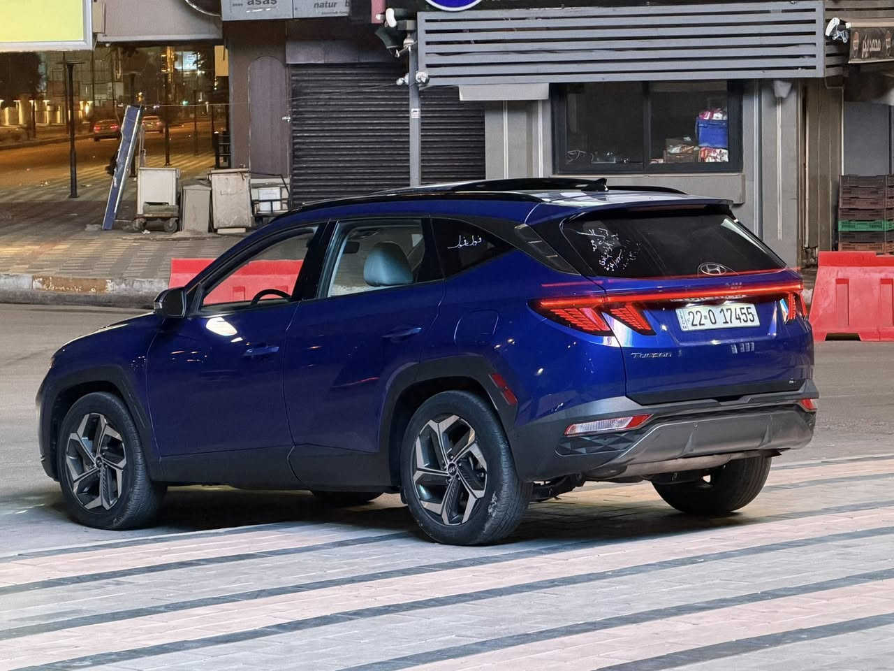 --
للتواصل واتساب
او الاتصال عالخط 
توكسان 2023  HTRAC ( خاص ليمتيد )
مواصفات خاصه لمتد 1/1 VIP بانوراما 
                  رقم اربيل الجديد  
  جاملغ السايق فقط حادث السيارة
وجاملغ الصدر كلير من امريكا جاي
محرك 2500 . 
وراد امريكي
1- بصمه + بصمه ابواب لمس
2- بانوراما 
3-كيج الكتروني متغير 
4- ( كاميرات عدد 5 ) 
5-كير دكمه 
6-نقط عمياء
7-رادارات امامي خلفي جانبي
8-قيادة الية 
9- تتقدم للامام وللخلف ب بصمه
10-هندبريك بصمه
11-كشنات جلد ابيض
12-كشنات كهرب
13-كشنات خزن ميموري
14-كشنات تبريد وتدفئه امامي خلفي وتدفئه استيرن
15-بك لايت لد
16- لايت لد + زينون
17- شاشة كبيرة لمس
18- تثبيت سرعة
19- من تشغل اشارة يقلب الكيج كامره
20- شارة جانبيه
21- ويل كب كبير كروم
22-تحديد مسار 
23-صندوق كهربائي
24- فول تحكمات ستيرن
25-تبريد لمس
26- السماعات شركة BOSE
26- شحن وايرلس
27-نظام gps خرائط
28- شفتات كير ب ستيرن
29- حساسات امامي خلفي
30 - تشغيل عن بعد 
31 - اوتو بارك 
32 - المرايه الوسطيه (اوتو دم ) يعني الي وراك مشغل عالي المرايه اوتماتيكي اصير سوده 
33 - مود ادرايف ( اقتصادي - سمارت - سوبر - وثلجي )
34 - سياره فور ويل اج تراك 
35 - نظام نزول منحدرات 
36 - نظام اضاءه داخليه لدات متغير الالوان ( الون الي تريده موجود )
37 - نظام التبريد دفيوز تبريد من كل الجهات ( يعني مو بس فتحات التبريد ال 4 ينطن تبريد لا الدشبول كله ينطي تبريد عن طريق فتحات موجوده بالدشبول )
38 - تبريد قطعتين امامي خلفي 
39 - فول سستم ايرباك ( ايرباك استيرن و ايرباك دشبول وايرباك بردات و وايرباك مقاعد ) كلهن سليمات
40 - الداخل لونين ابيض واسود 
41 - شاشه بيه ابل كار بلي 
‏42 - AUTO HOLD
رقمي  ***********  واتساب او الاتصال 
بغداد المنصور
 205     ورقه سعرها
تحويل او وكالة بشرط
