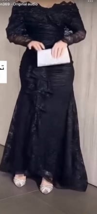 فستان • قياس ٤٠ • احمر