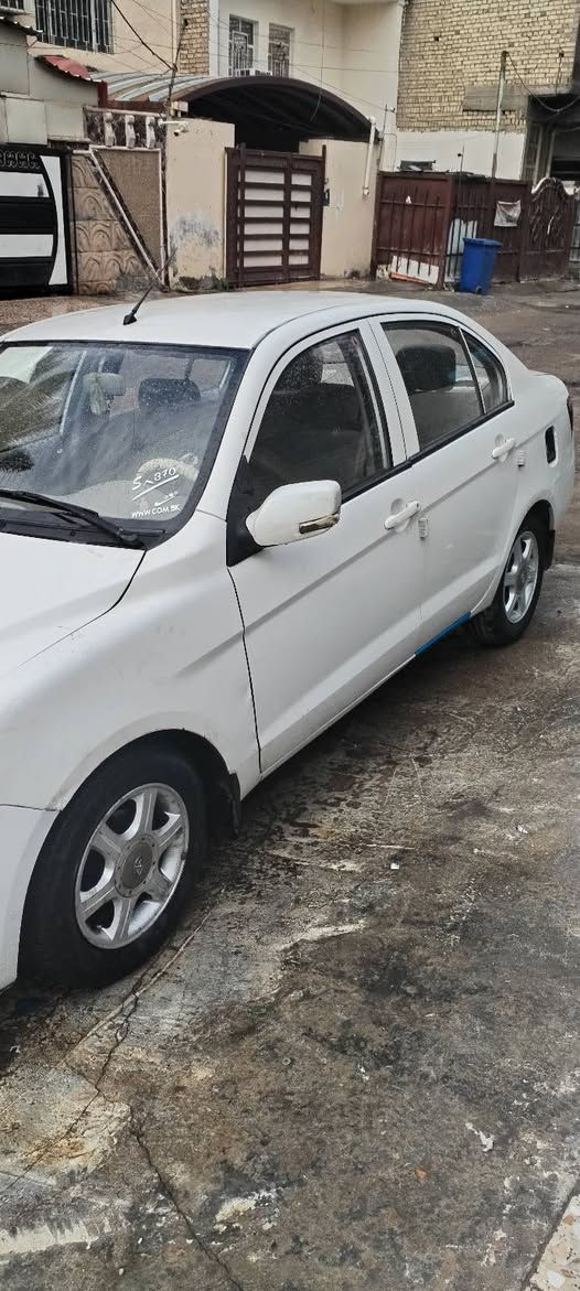 فاو ٢٠١٣ جديده بدون صبغ تخم تاير صدر جديد سنويه ٣١ هزه جديده داخل جديده گير عادي
السعر ٤٠$
بغداد الطالبية ***********
