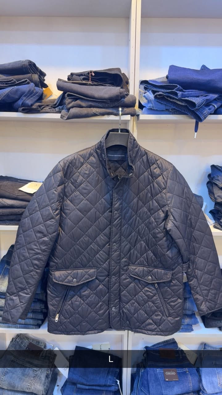 كسر قماصل اوربي 
قياسات داخل صورة 
العنوان الحرية أولى شارع مختار 
كرار خليجي 
***********
