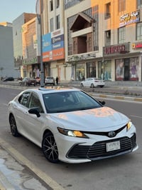 كامري هايبرد • ٢٠٢١ • رقم بغداد