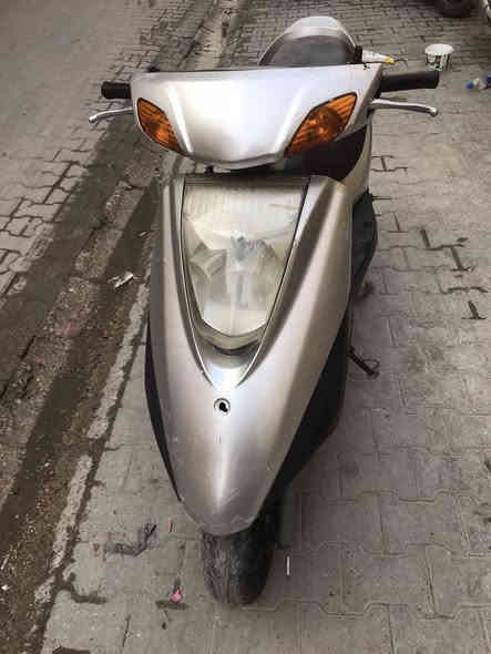 دراجتين للبيع  ماكس ثعلب وبريز دراجات  ثنينهن كابريتر  سلف هندر كهرباءيات  كلة   شغال الثعلب  سعرهة 400 والبريز 350 
بغداد الاسكان ***********
