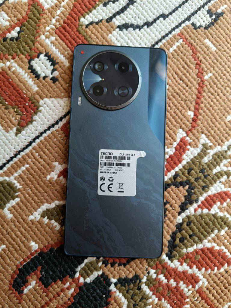 ﷽
تكنو كامون 30 للبيع 
ذاكره 256 عشوائيه 16(8+8)
بطاريه 5الاف شحن تايب سي  بصمه بالشاشه
كامرات فول  وصوت استيرو  شاشته امولد 
جهاز مكفول من اي  عطل   ونضيف  فول  
السعر 145 الف  وبيه مجال  قليل  كلش للشراي 
المكان ناصريه تضحيه


**إذا كنت صاحب هذا الإعلان وتريد حذفه لأي سبب، رجاءا أرسل رسالة إلى الدعم الفني**