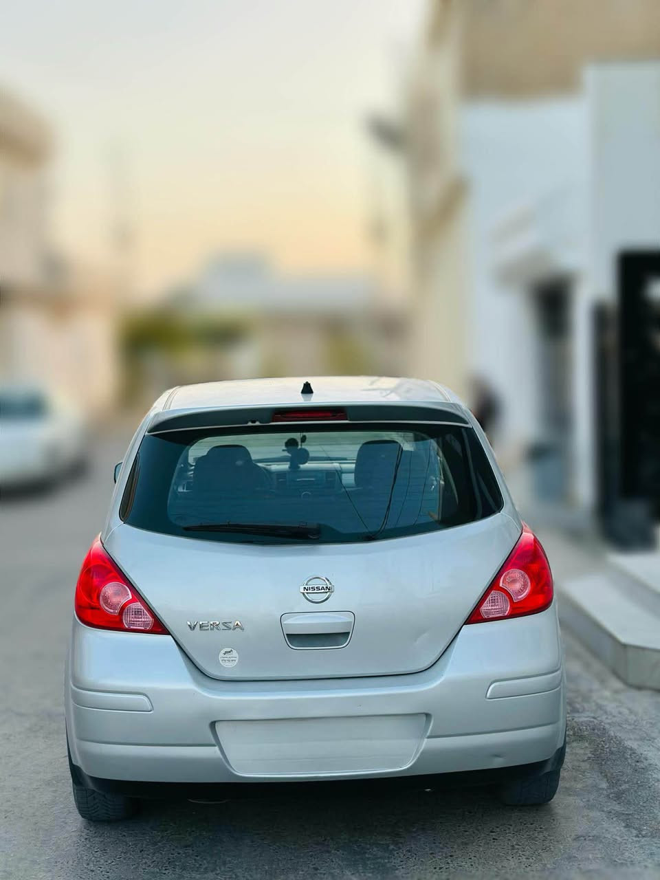 ڤێرسا 2012 دووپارچە بێناو مەکینە 18 گێرو مەکینە نەکراوەتەوە بێمەسەرەفە تەربرید لەسەر سویچ کارەبایی مەزوبوت ەک دینار مەسروفی نیە تازەپێشی توند کراوەتەوە لەجوانیدا نمونەیە کەم ڕۆیشتوە لەچاو مۆدێلەکەی

0750 6409320 رانية, السليمانية
