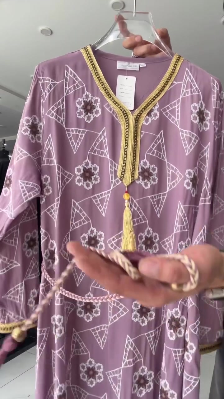 اللهم صلي وسلم وبارك على سيدنا محمد وال محمد 🌺
دشداشة نسائي كشمير 
القياسات. 2XL. 3XL. 4XL. 5XL


**إذا كنت صاحب هذا الإعلان وتريد حذفه لأي سبب، رجاءا أرسل رسالة إلى الدعم الفني**