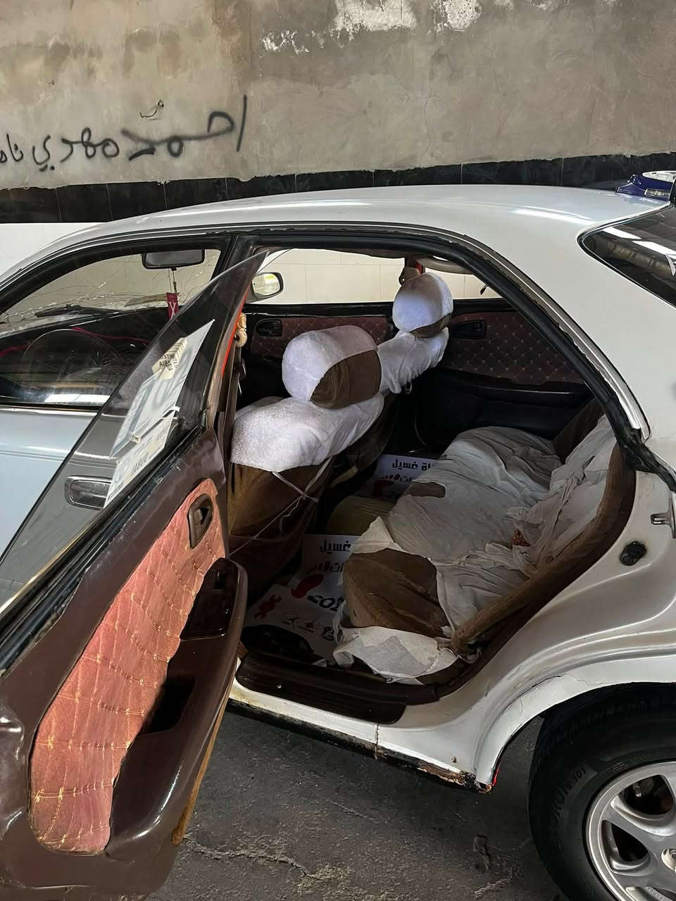 مارك نفخ للبيع 1993
على بركة الله مارك نفخ موديل 1993

كير ومكينه مكفولات 

من التنقيص والتبخير

2500 cc 

التبريد نقص شي قليل بي 

رقم بغداد 

السنويه نافذه من 2026/3/22

كفاله من الكص ونقل جثه 

اتريد تحول او وكاله 

السعر 45 

وبيه مجال بسيط 

مكاني واسط الزبيديه 

***********
