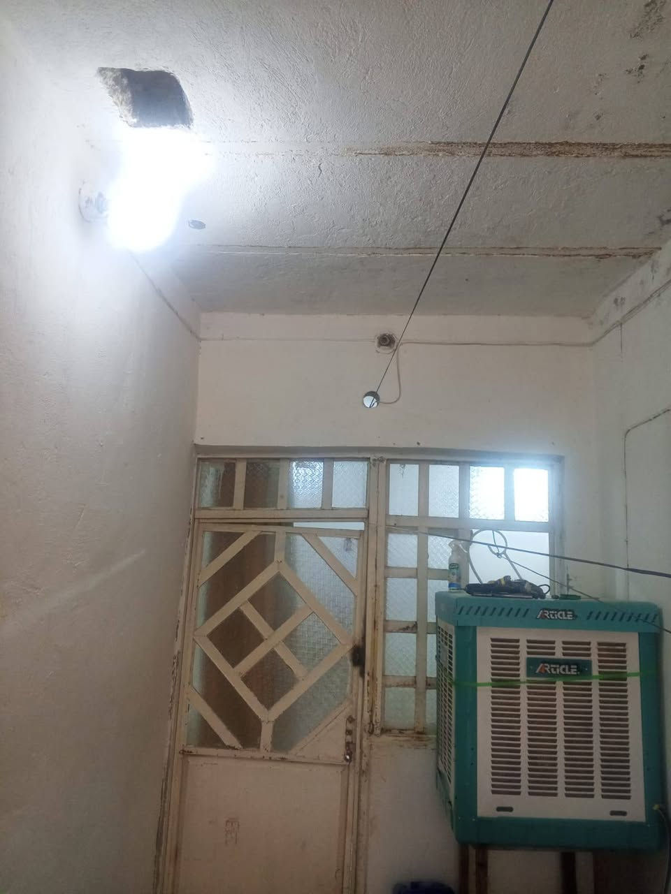 دار بمساحة ١٠٠ متر شارع القادسيه جهة الدبينيه شارع معرض ابوهبه غرفه وصاله ومطبخ وصحيات قريب للشارع العم سعر ٣٣ مليون للاستفسار الاتصال
***********
دار بمساحة ١٠٠ متر شارع القادسيه جهة الدبينيه شارع معرض ابوهبه غرفه وصاله ومطبخ وصحيات قريب للشارع العم سعر ٣٣ مليون للاستفسار الاتصال
