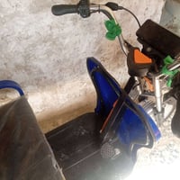 ستوتة شحن للبيع نضيفة سعره 1100  مليون و100 . العنوان بغداد مدينة الصد...