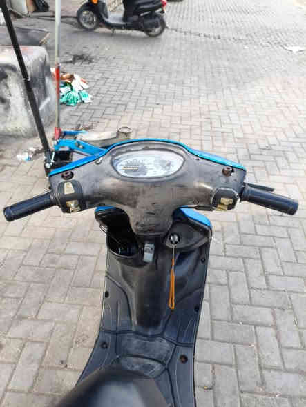 سلام عليكم ماكس قجمه للبيع مكينه بلادي شلعه معدل دراجه مابيه نقص السعر ٣٥٠ وبيه مجال حك جيه ***********
