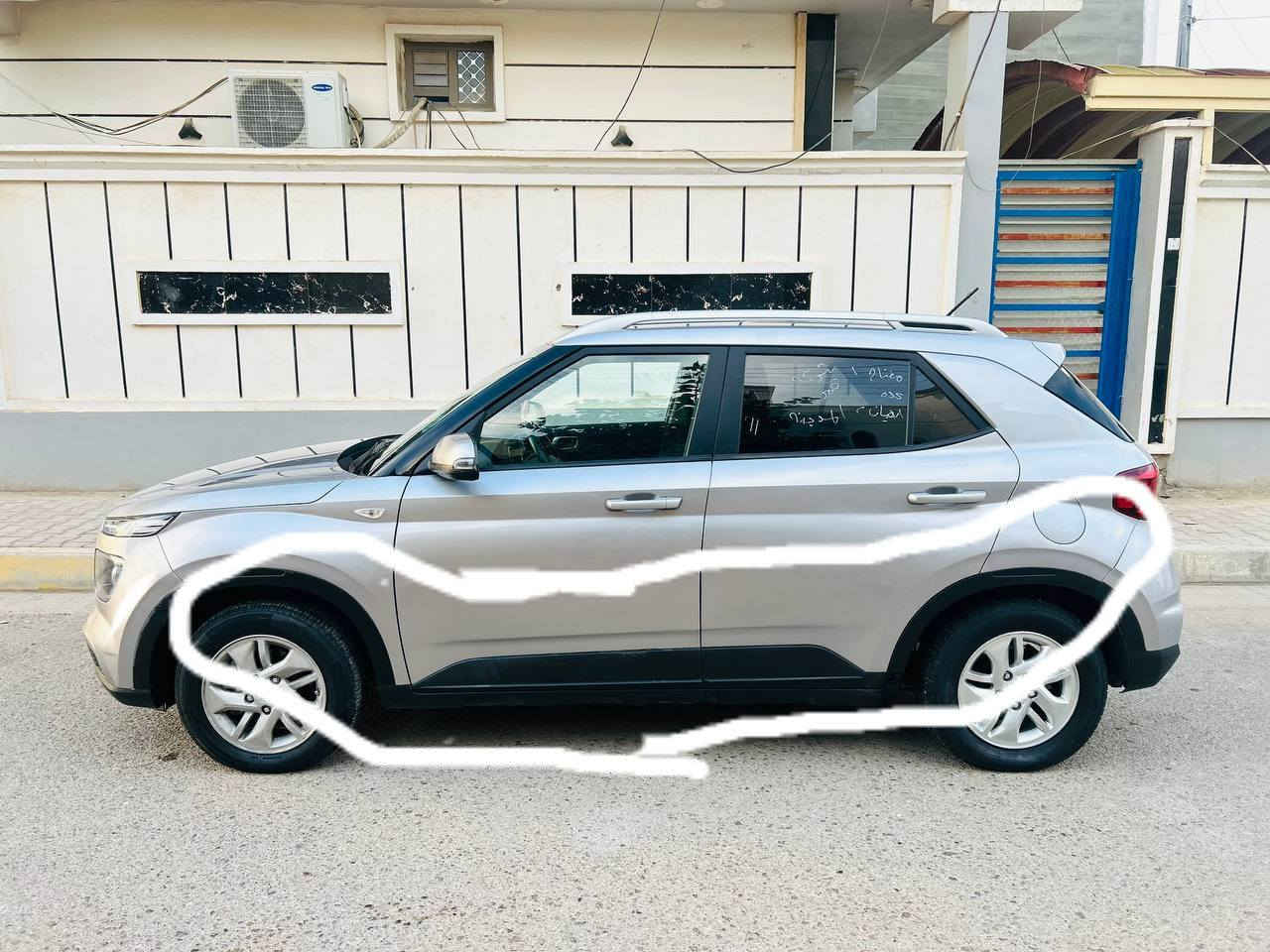 السلام عليكم
عمي اقرة المنشور زين واتصل علية كلشي موضح بالمنشور 
للبيع هونداي فينو 2024 محرك 1600 دوش
ماشية 27km السيارة بجم صندوك كبس
بيها شخط بالصفحة بالبابتين والداير لخلفي واني رشيتهن
يعني من اليدات الباب وانت نازل فوك ماكو شي موضح بالصور  بشرط بدون دواخل وبدون ايرباكات وبدون فتح وتبديل
السيارة جديدة بمعنا الكلمة ع وضع الشركة وبالحقيقة احلة من الصور رقم انبار (شهداء) اسويلك وكالة عامة باسمك
مواصفات الفينو معروفة ميحتاج اكتبها
السعر 126 علماً السيارة تكلفتها اكثر
شراي اتصل وبيك خير وتدلل 
***********
مكان السيارة الانبار الرمادي
