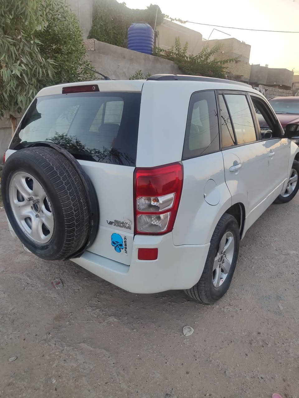 سلام عليكم اخوان سياره ساسوكي ياباني 2007 للبيع السعر75 ورقه الاستفسار ***********
