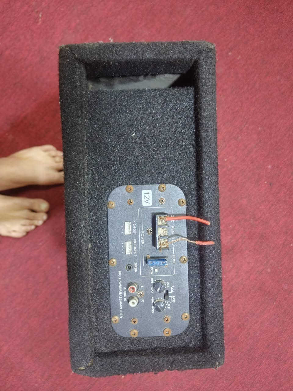 المضخم مستخدم شهر ٦٠
والعاكسه  ٤٠   حي صدام           ***********
