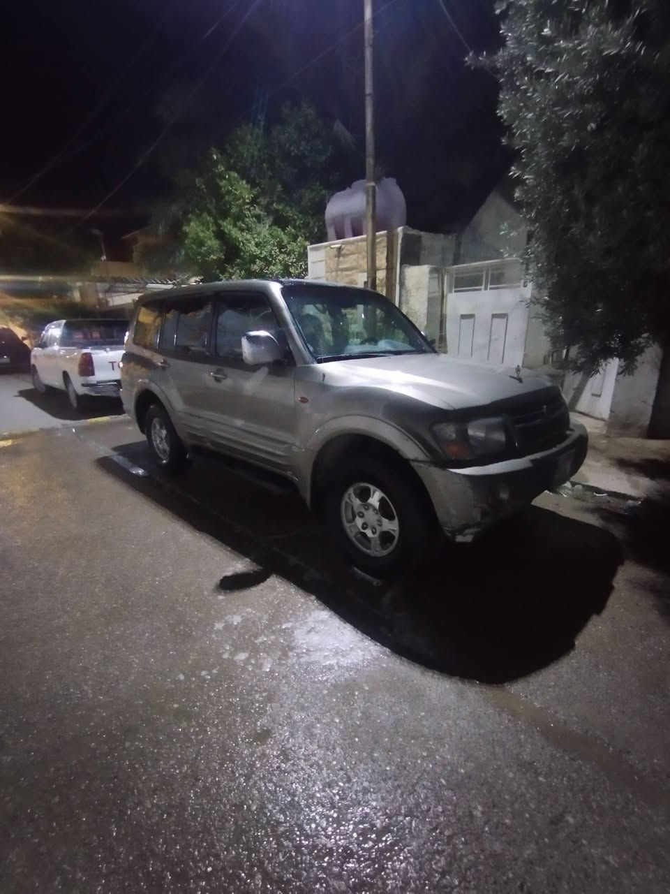 باجيرو 2002 رقم بغداد صاحبهة ماندلة رقم ورقي و واجهة
لل مراوس شعدك نزل مكاني ديالى داخل نضيف حلو صدر جديد تخم تاير جديد باتري جديد


**إذا كنت صاحب هذا الإعلان وتريد حذفه لأي سبب، رجاءا أرسل رسالة إلى الدعم الفني**
