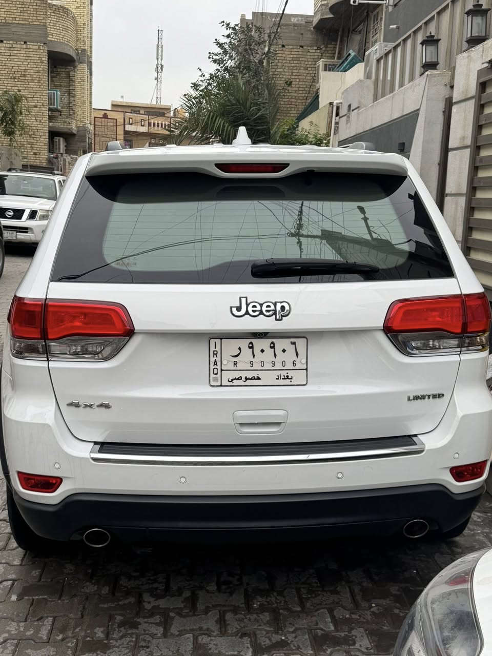 السلام عليكم 
للبيع جيب موديل 2014 خليجي اوفر لاند بيها جاملغ امامي صبغ وبيها بارد قليل 
السعر 215$
مكان السياره بغداد الشالجيه 
***********
