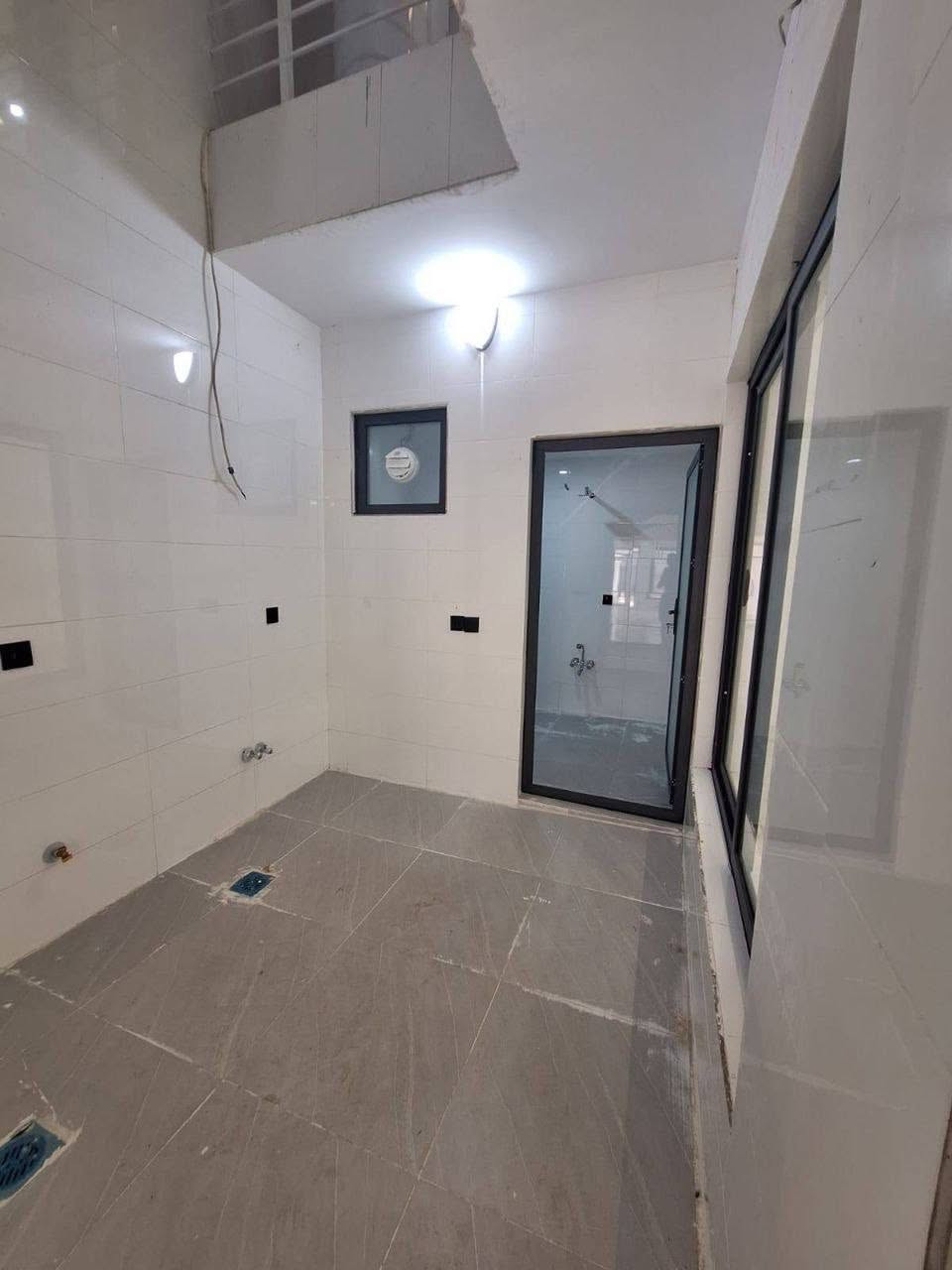 �✨ فرصة مميزة للبيع ✨🏡
📍 المساحة: 125 متر
🛣️ على شارع: 15 متر
🌅 موقع مميز: مقابل مفتوح وماكو بيوت قدامه
🛏️ 3 غرف نوم
***********
***********
***********
**********************
في حال لم يتوافق العقار مع رغبتكم او لم يكن بقدر امكانيتكم زوروا موقعنا على تلكرام للتصفح على اكثر عدد من العقارات المتوفرة•https://t.me/miran_48

💰 السعر: 8 دفاتر و20 ورقة
