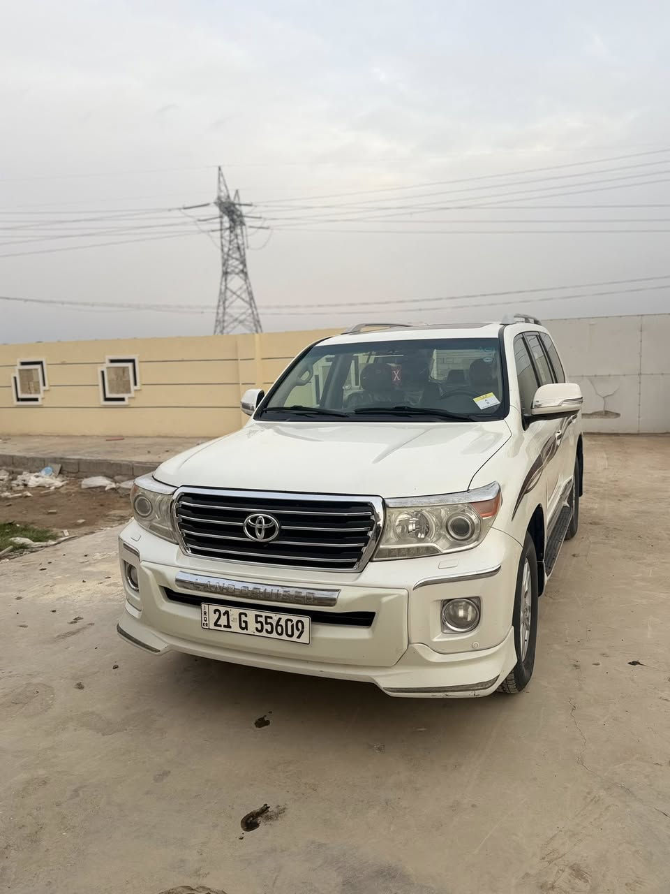 سلام عليكم
لاندكروز للبيع موديل 2013 بريم مكفول بارد بصيط مكان بغداد سيار جديد ***********
