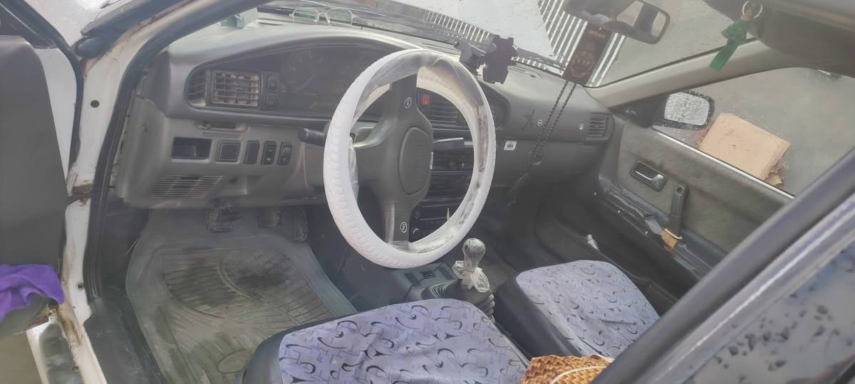 مازدا للبيع موديل 1992
سنويه لحد 2028
كير محرك مابي عيب 
بيه بطاقه بانزين 
رقم ***********
سعر 30 بي مجال
