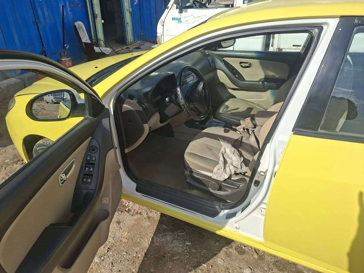 السلام عليكم الانتره ٢٠١١ خليجي كفاله عامه من ضربه وتبديل كير تبريد مكفول مكينه بيهه تبخير قليل منضومه غاز جديده  دوشمه جديده السعر 115  للستفسار الاتصال ***********
