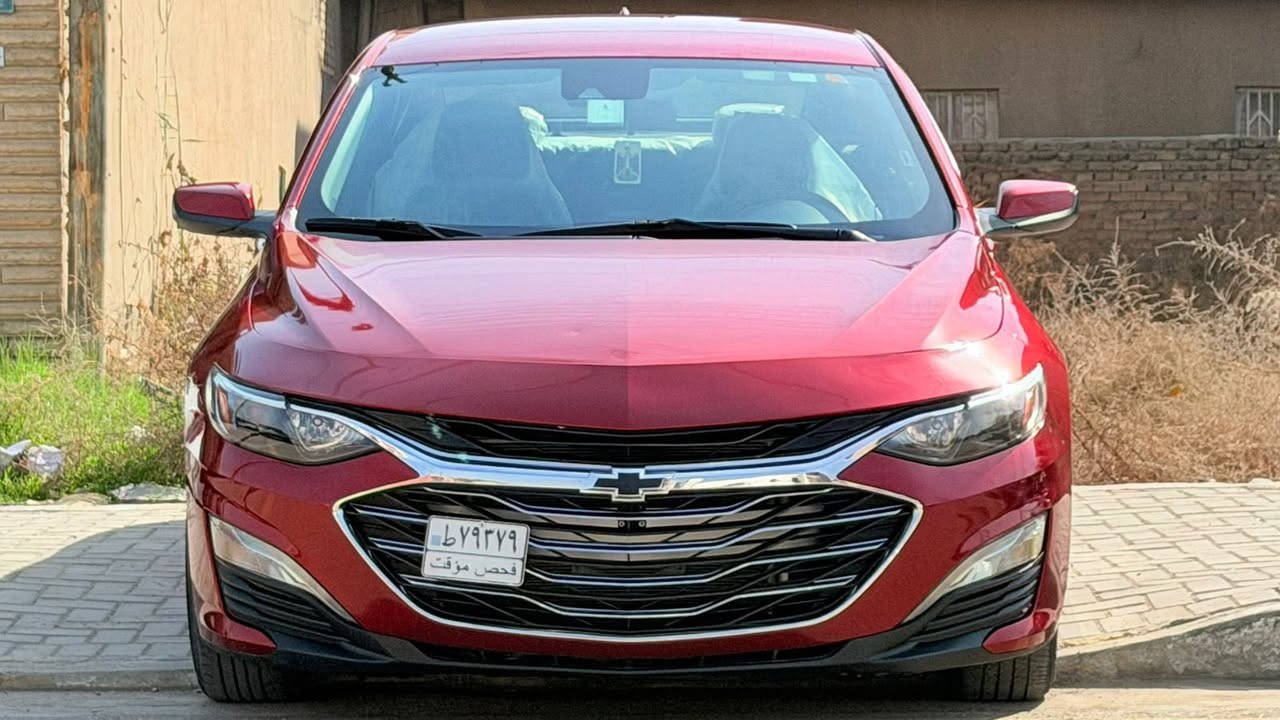 السلام عليكم
ماليبو موديل 2024  جديده جدا حادث خفيف قطعه وحده فقط بدون رقم فحص موقت تترقم جميع المحافضات منفيس بسمي اني المستورد مكان السياره بغداد السيديه 
كامله من كلشي بدون اي نقص 
هـ***********
