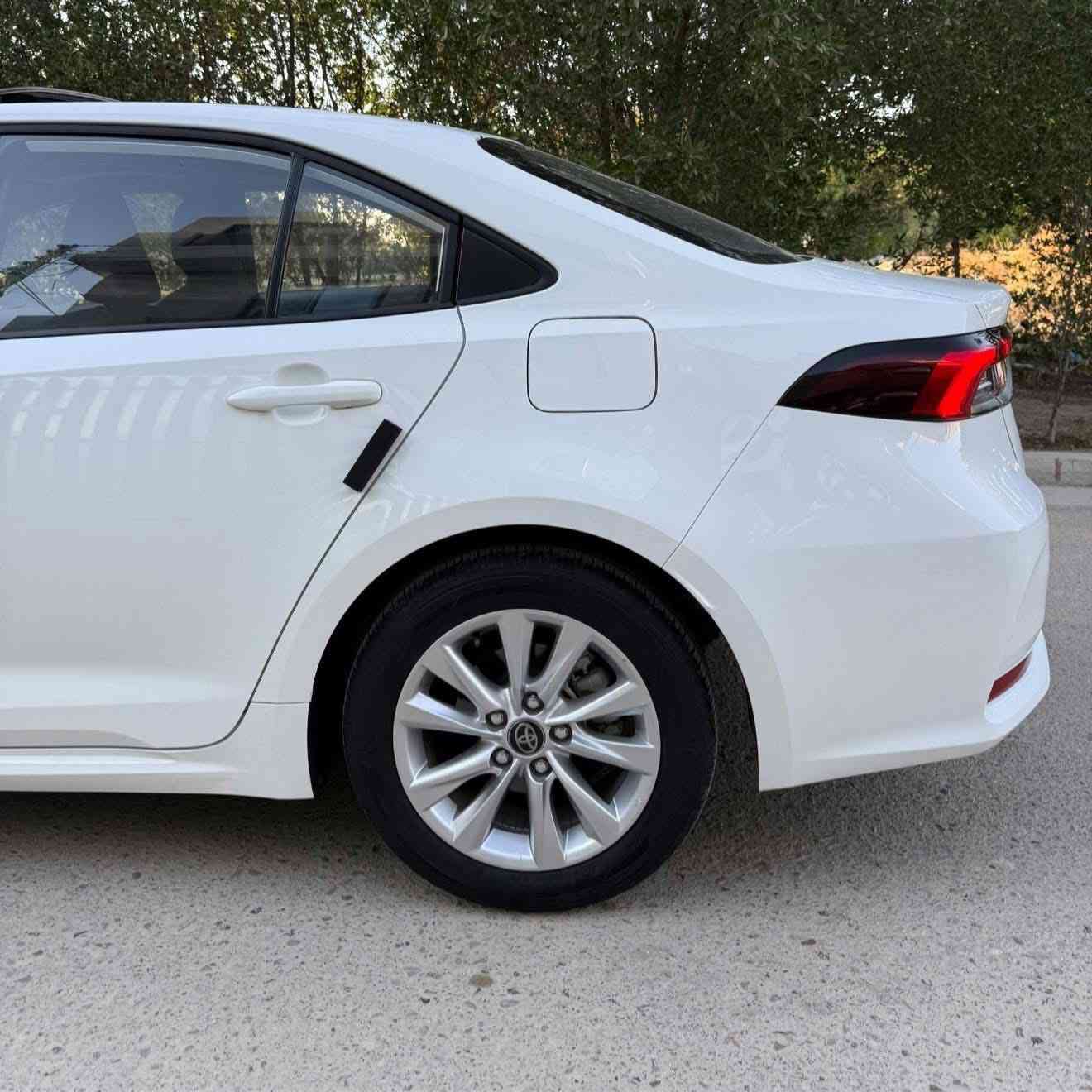 السلام عليكم
كورلا 2024 هايبرد فوووول مواصفات 

كفالة عامة جديدة 

مواصفات فول 

بصمه 

جلد 

فتحه 

رادارات

وباقي المواصفات المعروفة 

كفالة عامة سياره 

ماشية 29 الف 

رقم بغداد تحويل ثاني يوم 

مكانها بغداد

السعر 14700$ وبيها مجال 

للاستفسار 

‭077 5664 3900‬
