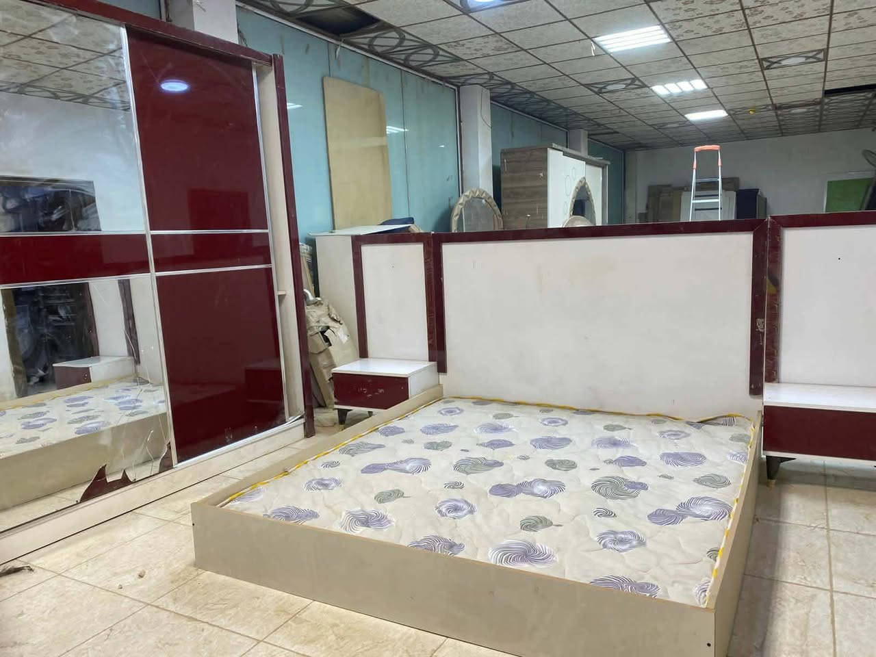 غرفه نوم تركي جديد مامستخدم ضخمه بسعر مناسب 
350 الف 
نجف @إشارة


**إذا كنت صاحب هذا الإعلان وتريد حذفه لأي سبب، رجاءا أرسل رسالة إلى الدعم الفني**