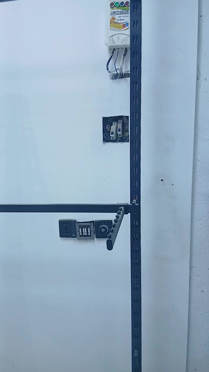 السلام عليكم ورحمة الله وبركاته
ستان دنك كامل حديد ثقيل 
جديد صار   5  اشهر من شاده 
مكاني بغداد 
***********
