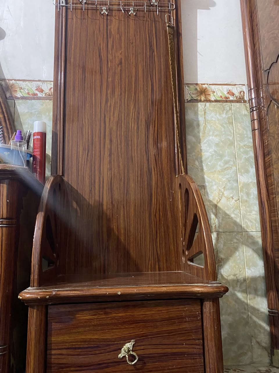 السلام عليكم 
عندي غراض للبيع قيم واخذ


**إذا كنت صاحب هذا الإعلان وتريد حذفه لأي سبب، رجاءا أرسل رسالة إلى الدعم الفني**