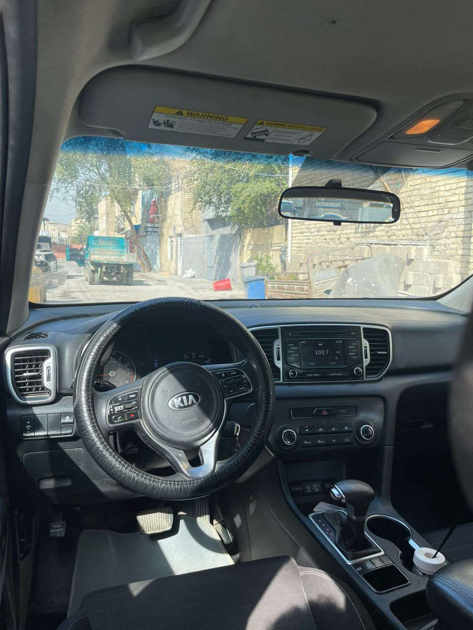 تأكد من توفر وثائق السيارة الرسمية، مثل سجل السيارة وسند الملكية، لضمان عملية بيع شرعية وآمنة. بغداد, العراق


**إذا كنت صاحب هذا الإعلان وتريد حذفه لأي سبب، رجاءا أرسل رسالة إلى الدعم الفني**