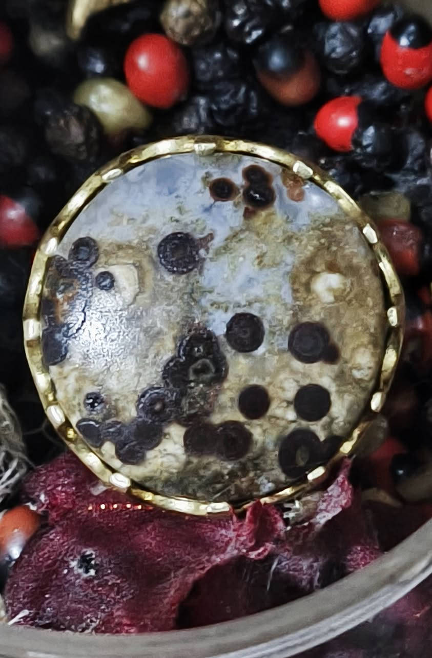 عماره ميسان
حجر داودي يماني مصور اصحاب الخبره تعرفه 
قديم دائري على صياغته نحاس يعني كامل 💯 
سعره15الف قفل بدون عمله مراسله خاص


**إذا كنت صاحب هذا الإعلان وتريد حذفه لأي سبب، رجاءا أرسل رسالة إلى الدعم الفني**