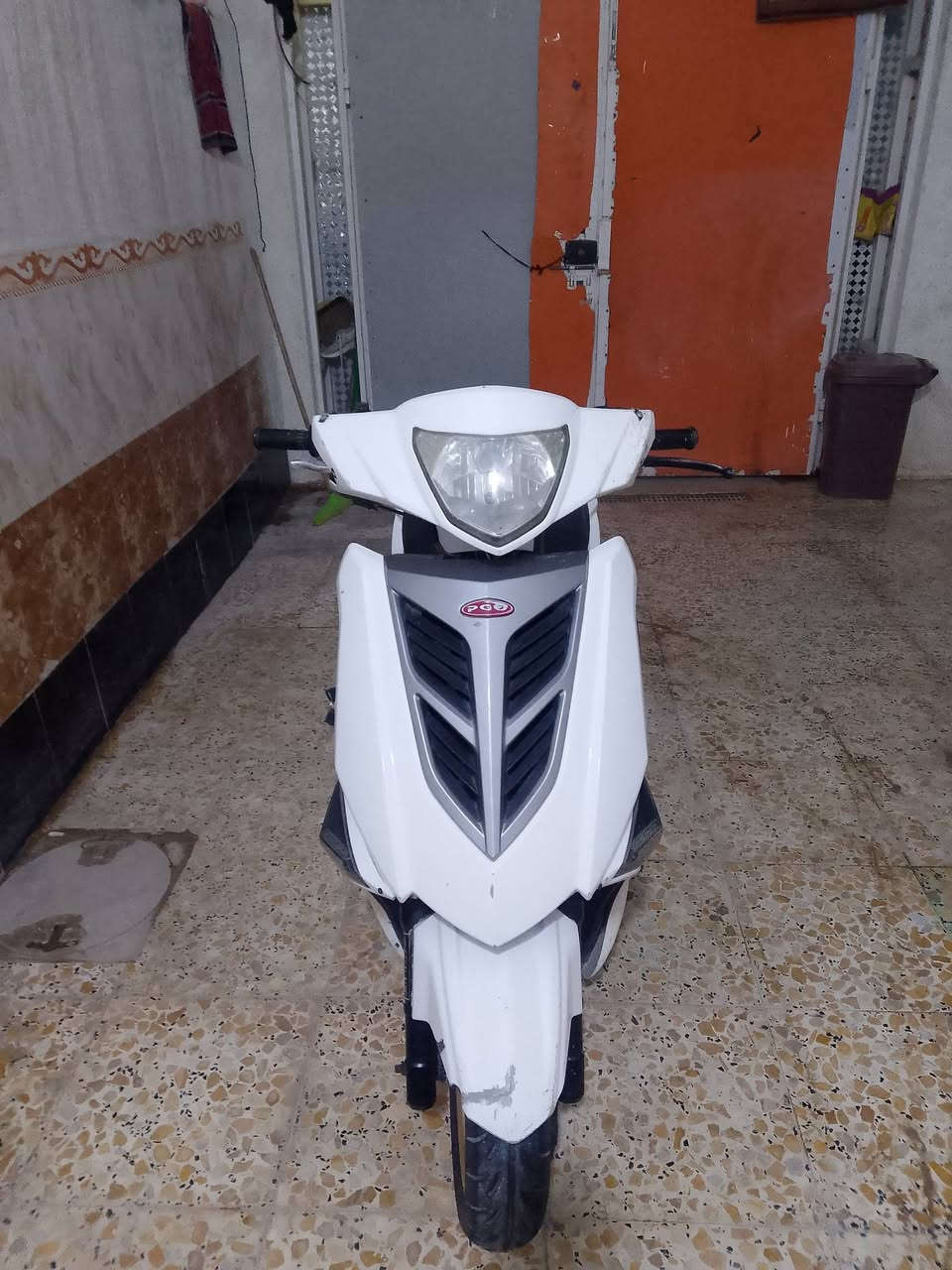 السلام عليكم دراجه ياباني سعر الدراجه 350 هذا رقم الاتصال*********** استفسار على هذام متواجد على الواتساب
