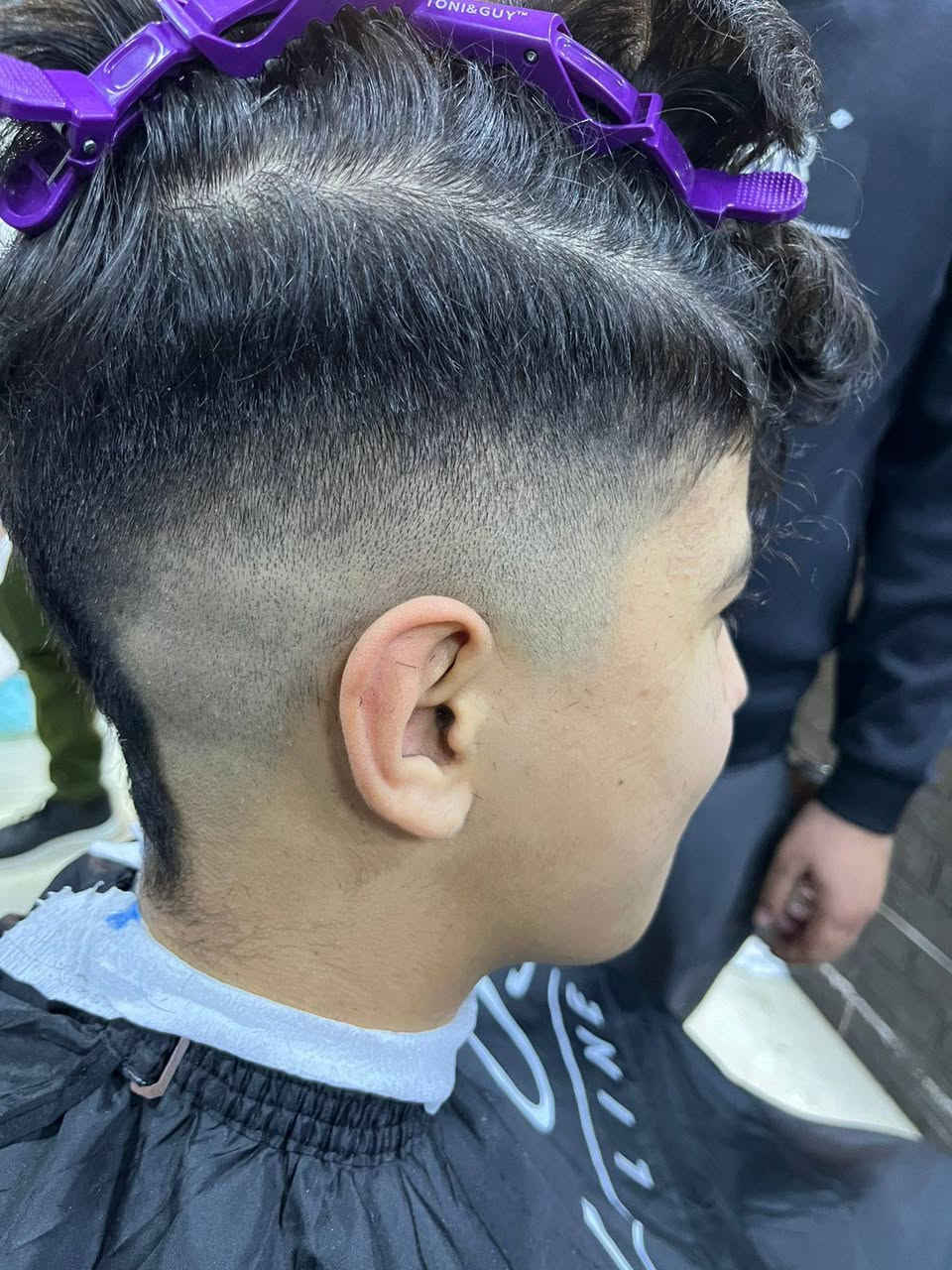 السلام عليكم رمضان كريم اني حلاق داخل دوره حالين وحتخرج اريد أجر كرسي او بل نصص حته اصير اقوه بعد ولله مو همي الفلوس همي اتعلم اريد لي حلاق اشتغل ويا أبن حلال سكني بغداد هاذه شغلي


**إذا كنت صاحب هذا الإعلان وتريد حذفه لأي سبب، رجاءا أرسل رسالة إلى الدعم الفني**