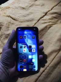 آيفون ١١ • ١٢٨ • فيس ايدي شغال