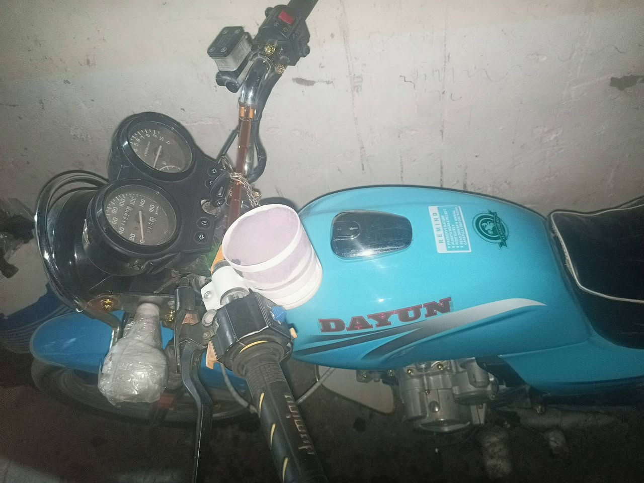 دراجه دايون موديل 20 مكفوله كلهه مكان كربلاء حي الغدير اوراق مكتب حسين  *********** سعر 1100وبيهه مجال
